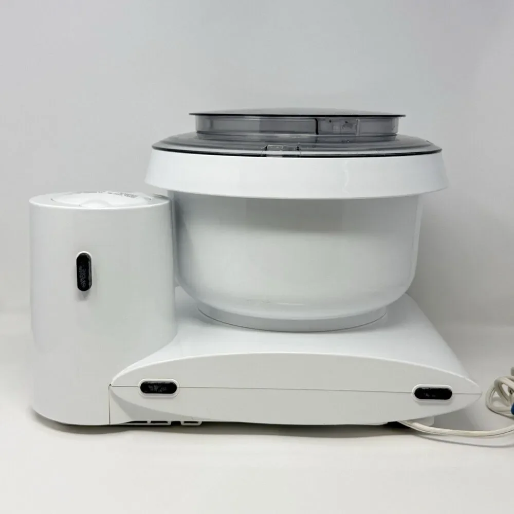 Bosch Universal Plus 800W 6.5 Qt Stand Mixer White Attachments Tested